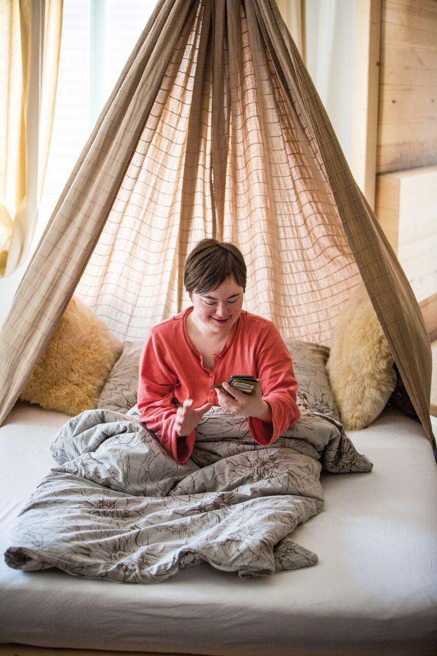 Ohrenkuss-Autorin im Hotelhimmelbett